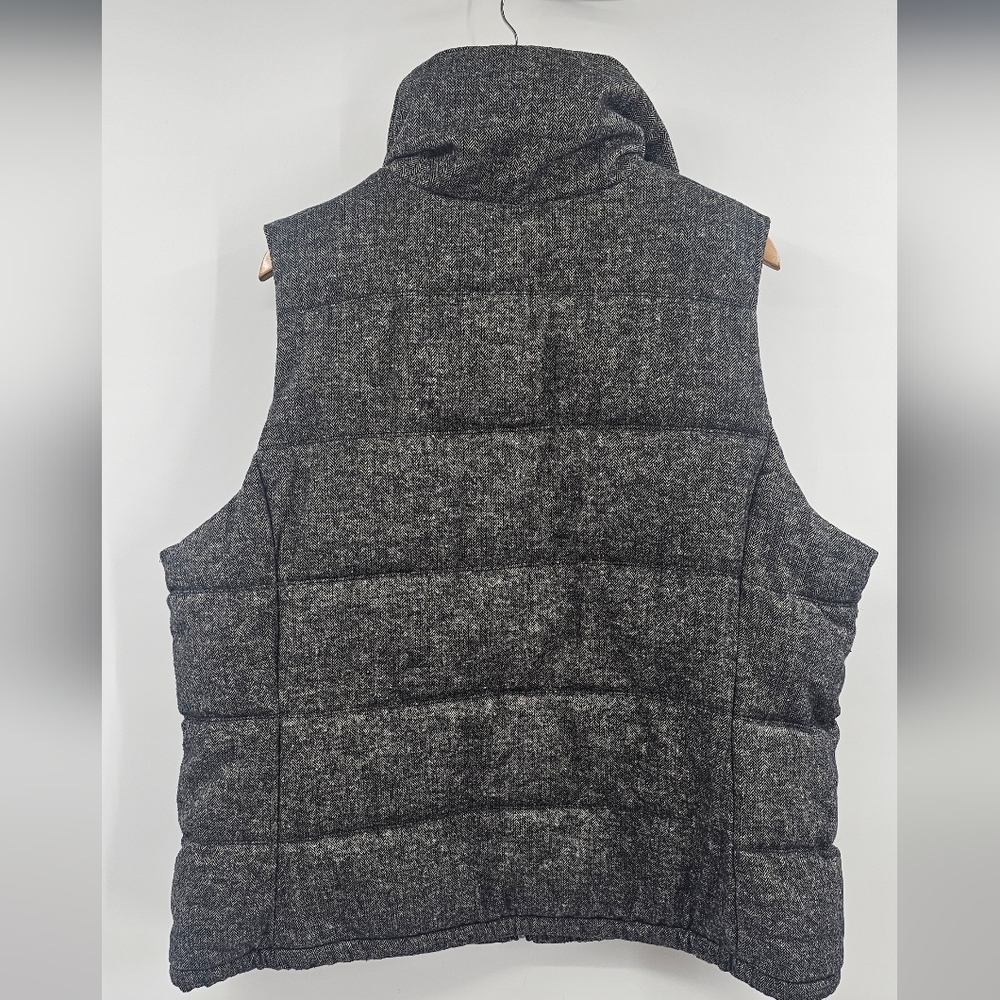 Old Navy Gray Quilted Puffer Vest - Picture 6 of 6
